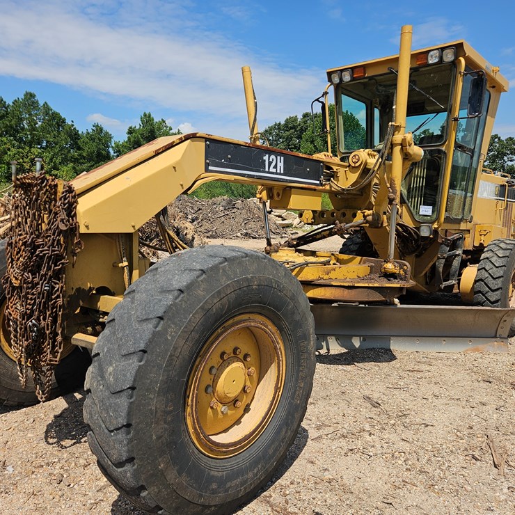 2002 CATERPILLAR 12H