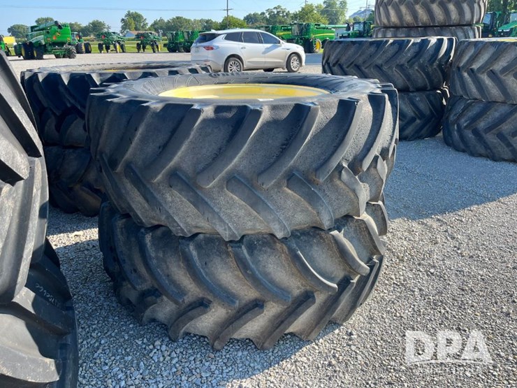 john-deere-4830-image-1