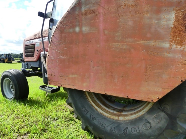 massey-ferguson-4253-image-7