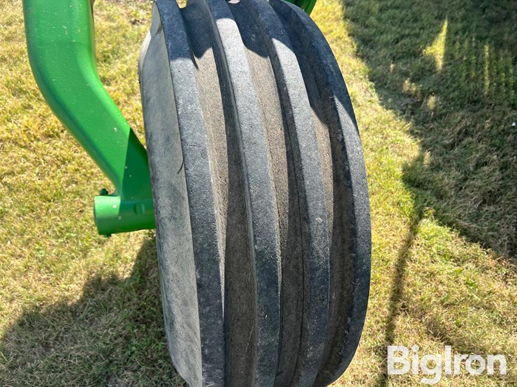 2011-john-deere-r450-image-18
