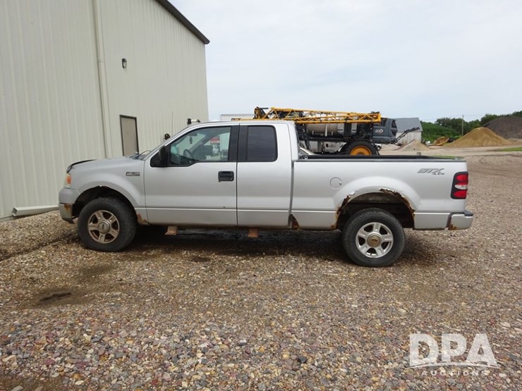 2004-ford-f150-image-24