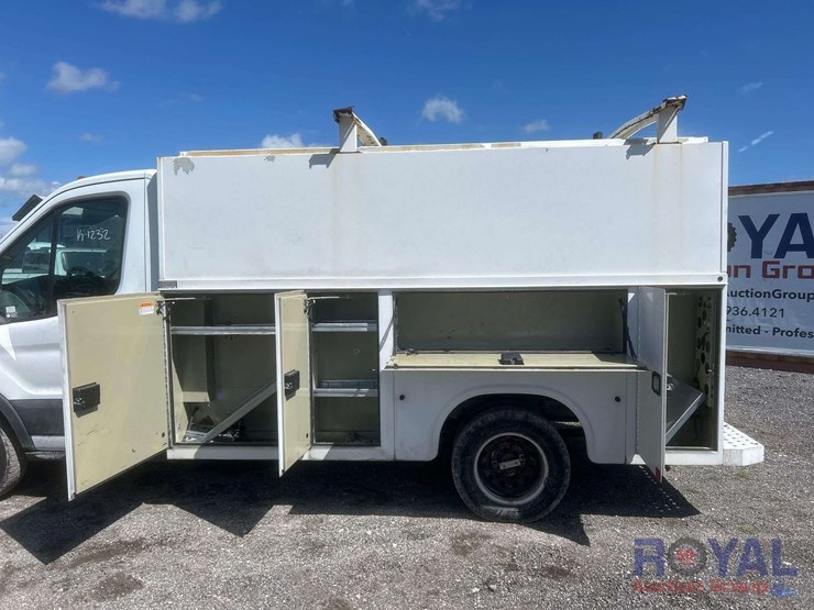 2016-ford-e350-image-17