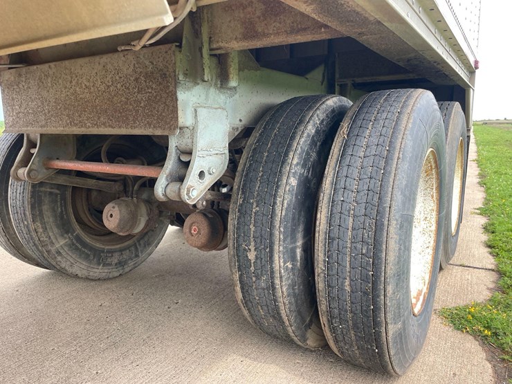 1993-wilson-grain-trailer-image-10