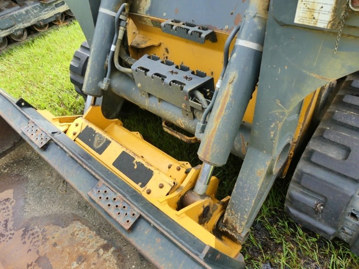 deere-333g-image-12