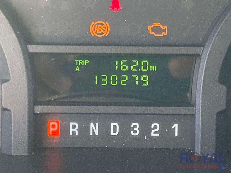2015-ford-e350-image-8