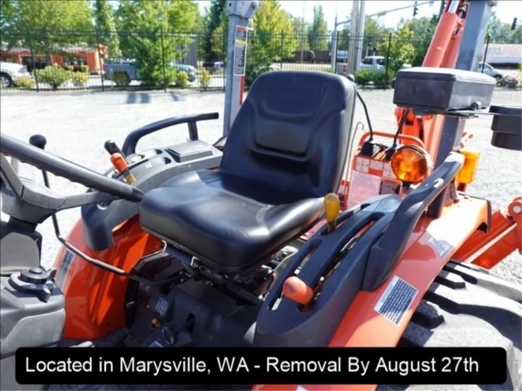 2012-kubota-b3300su-image-14