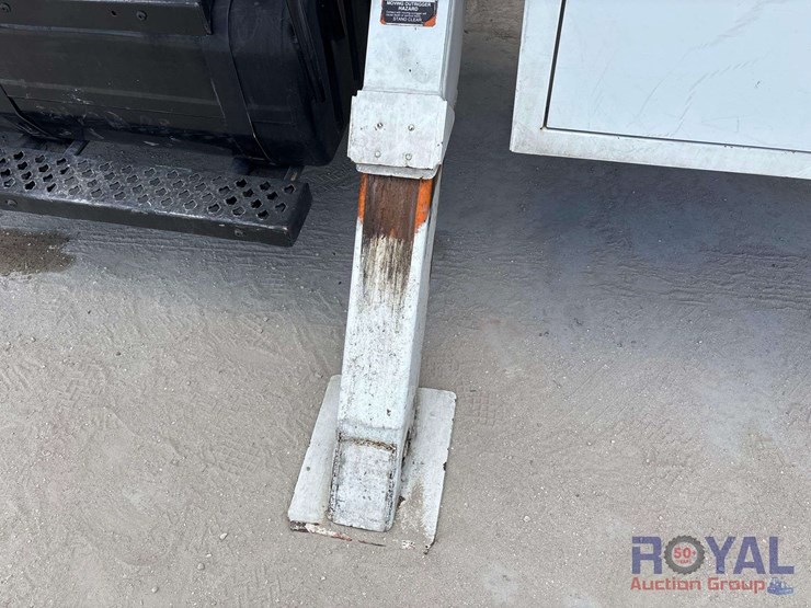 2008-gmc-c7500-altec-lrv55-55ft-forestry-bucket-truck-image-41