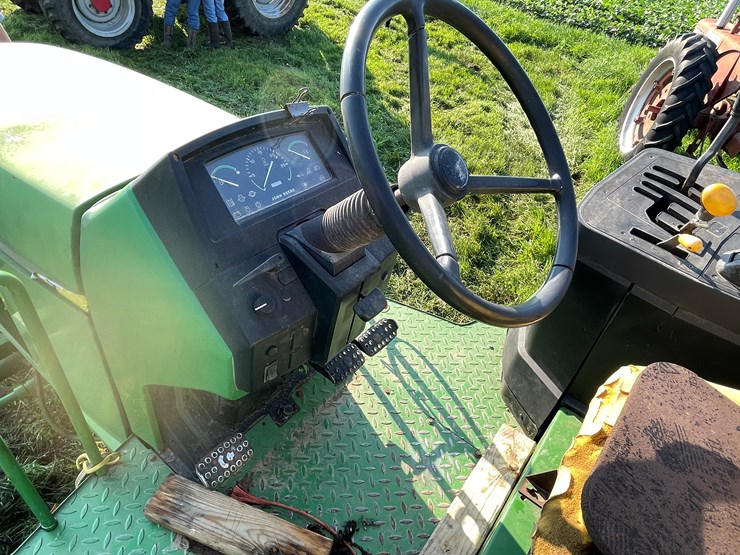 john-deere-6405-image-25