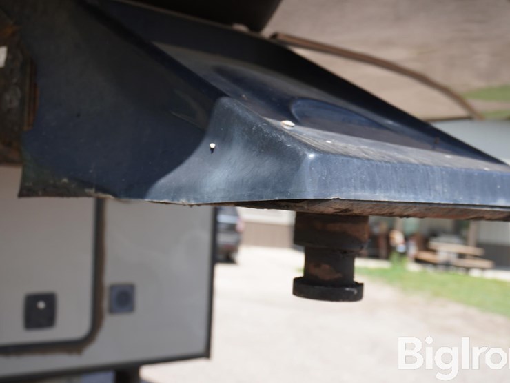 2015-forest-river-spartan-43'-3-slide-tri/a-camper-image-11