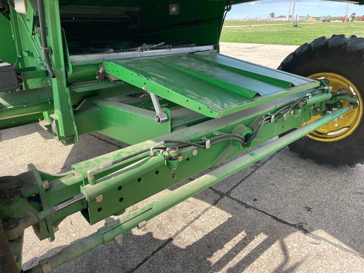 2002-john-deere-9550-image-41