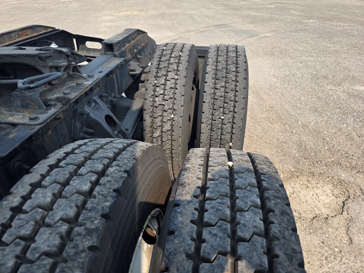 2019-peterbilt-579-image-102