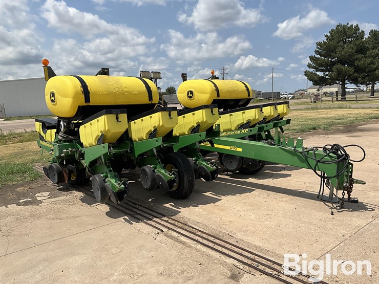2005-john-deere-1760-image-3