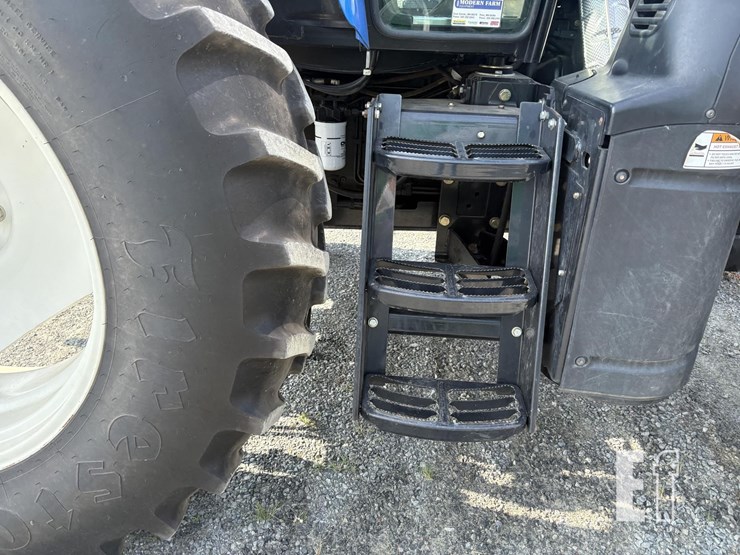 2016-new-holland-ts6.120-image-17