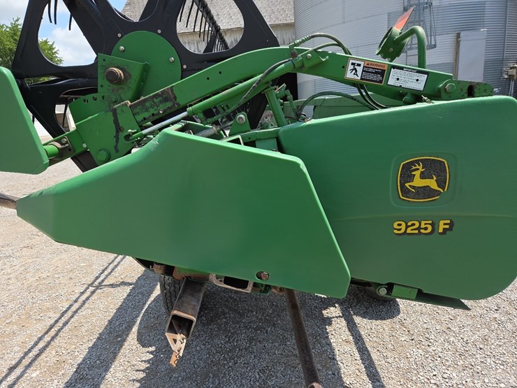 john-deere-925f-image-3