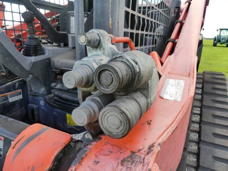 kubota-svl95-2s-image-12