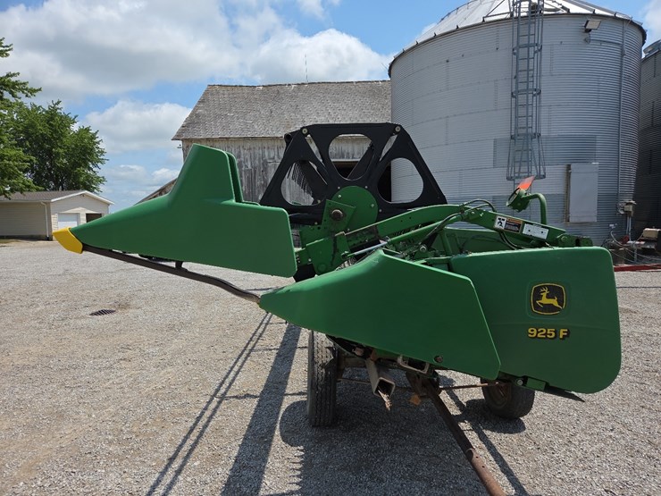 john-deere-925f-image-2