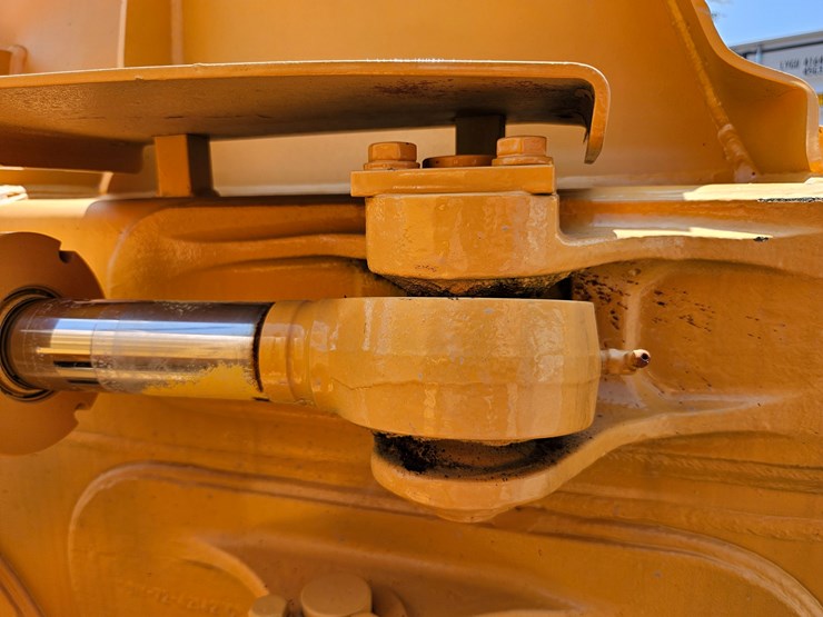 2018-komatsu-d37px-23-image-54