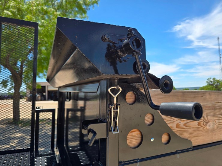 2024-bcl-fabrication-landscape-dump-trailer---heavy-duty-utility-trailer-for-mulch-debris-hauling-image-26