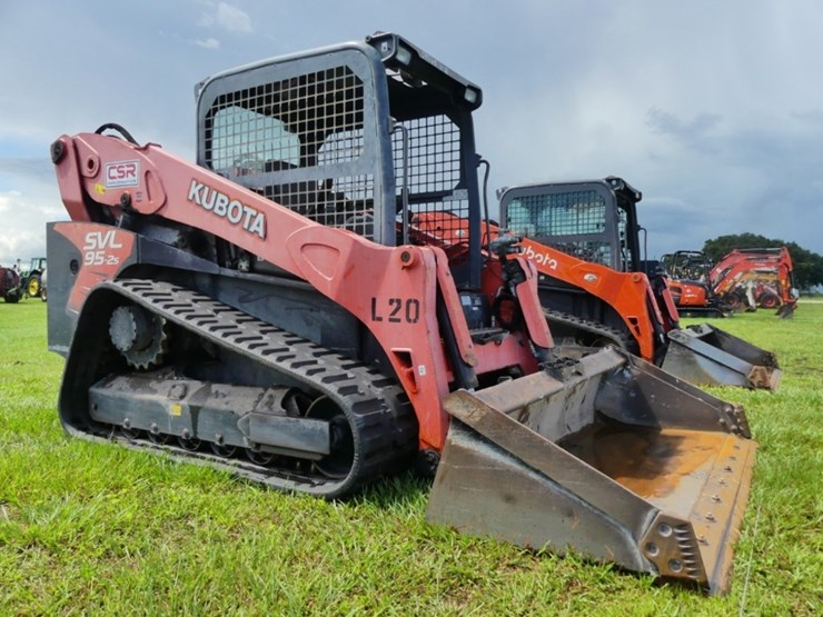 kubota-svl95-2s-image-1