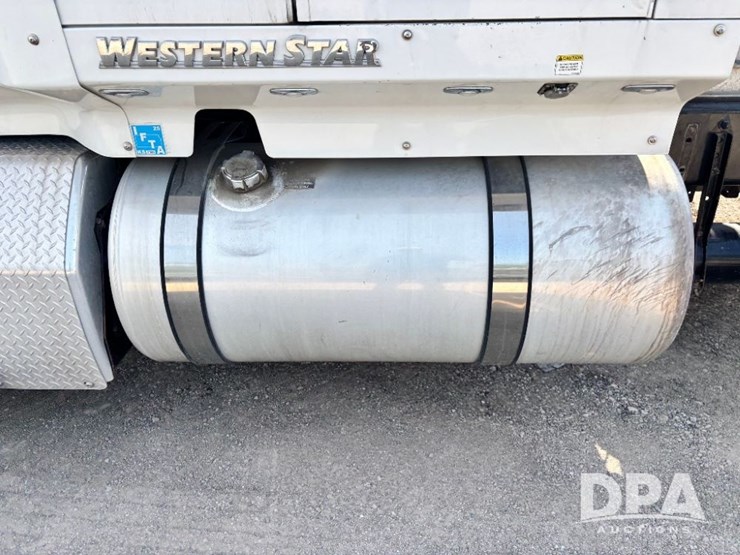 2020-western-star-w5700xe-truck-(gp11249)-image-29