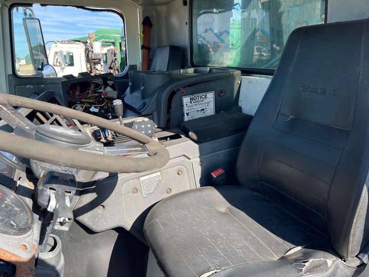 2009-mack-mru613-image-27