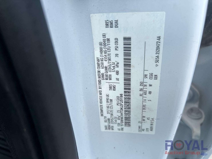 2019-ford-f350-image-7