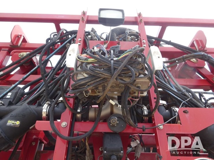 2015-case-ih-patriot-4440-image-71