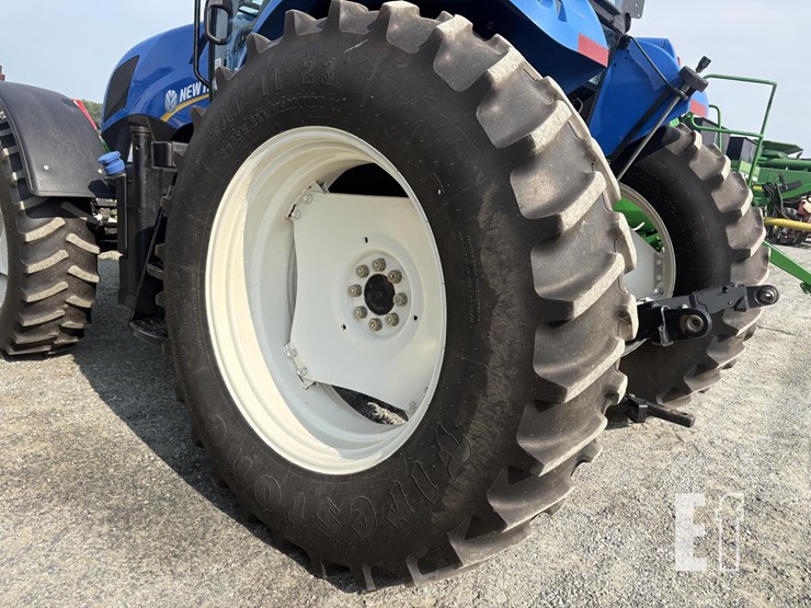2016-new-holland-ts6.120-image-22
