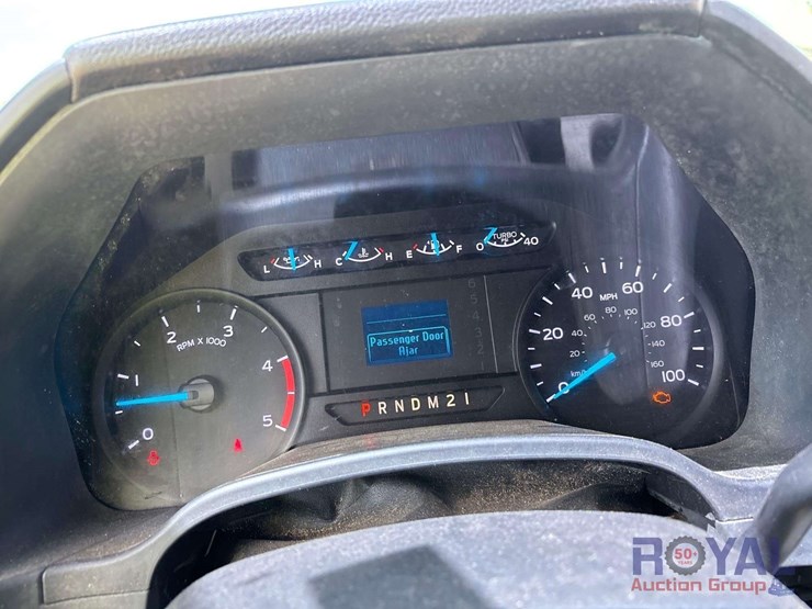 2017-ford-f550-image-16