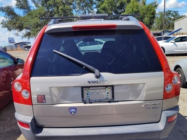 2004-volvo-xc90-image-5