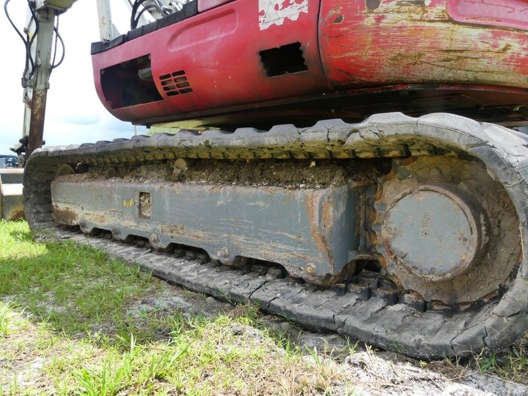 takeuchi-tb260-image-5