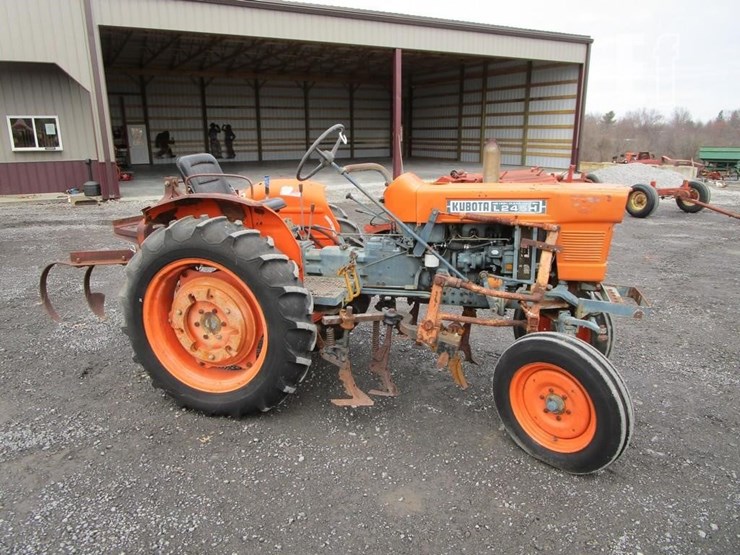kubota-l245h-image-1