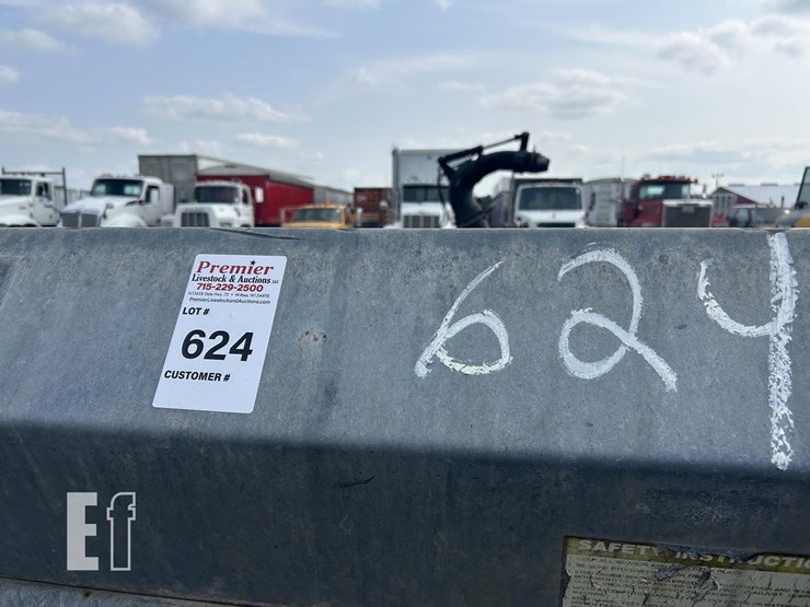 h-&-s-235-image-11