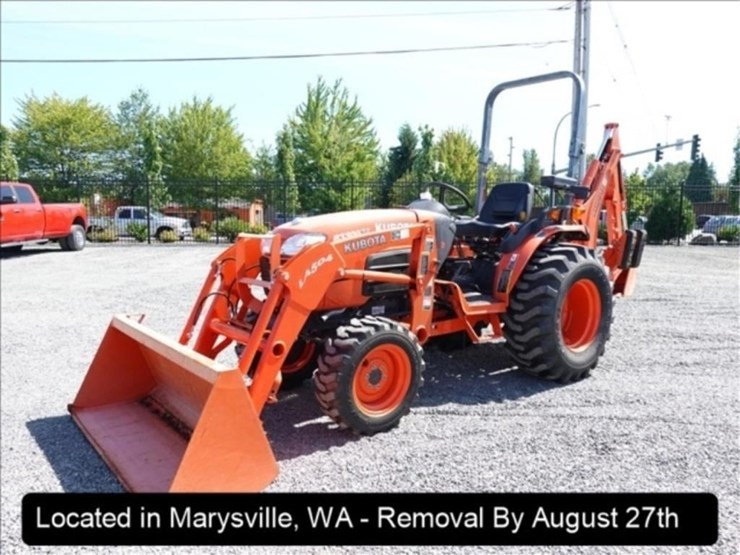 2012-kubota-b3300su-image-1