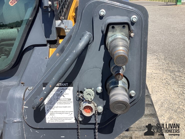2021-deere-333g-image-19