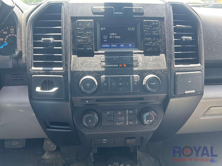 2017-ford-f150-image-10