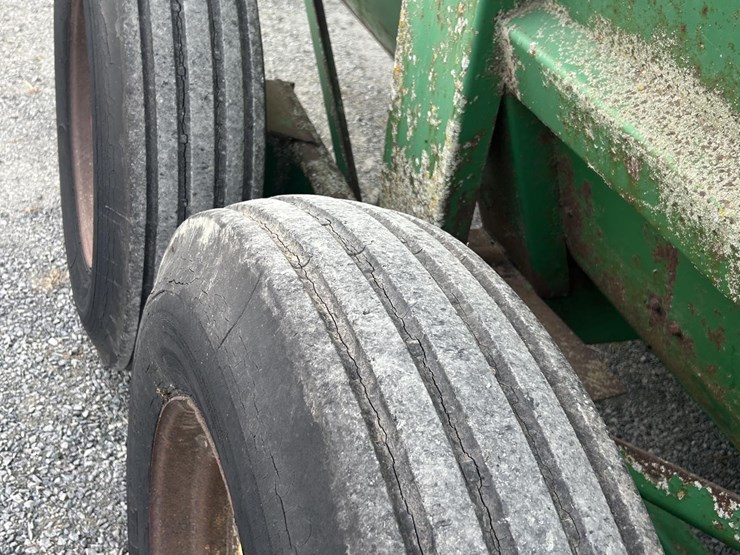 john-deere-876-image-5