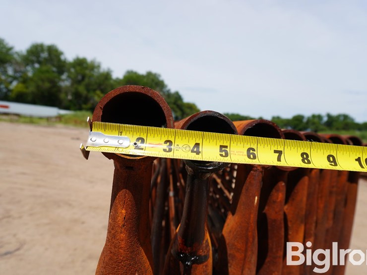 6-bar-16'-variable-rod-standing-fences-image-16