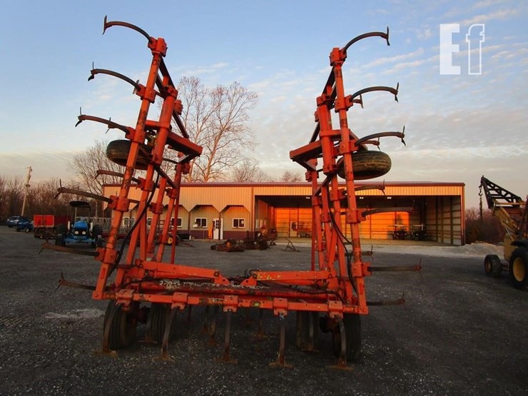 deutz-allis-1400-image-2