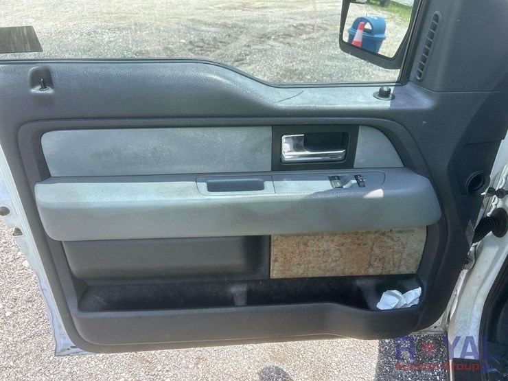 2014-ford-f150-image-13