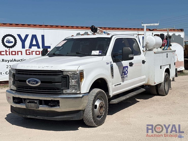 2019-ford-f350-image-1