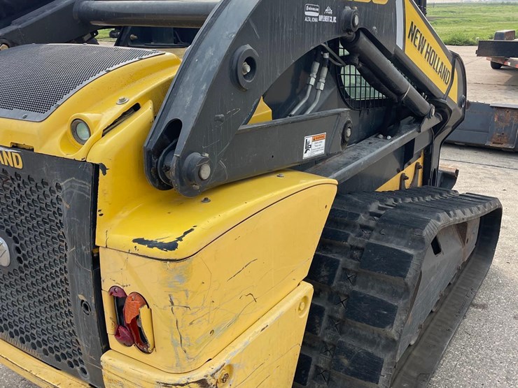 new-holland-c238-image-12