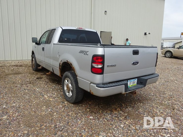 2004-ford-f150-image-19