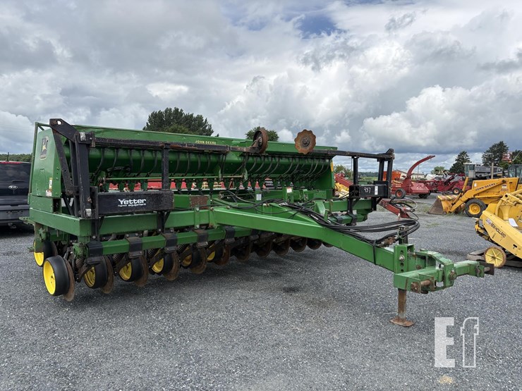 john-deere-750-image-2