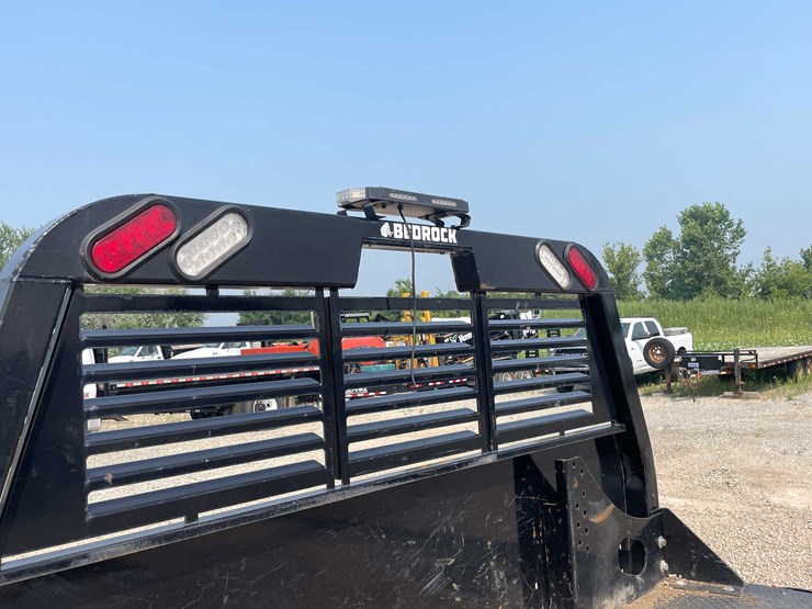 ford-f550-image-9