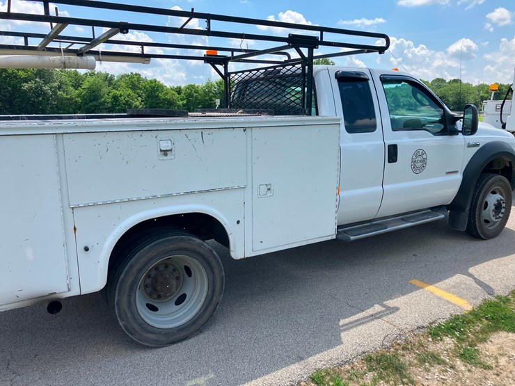 2007-ford-f450-image-4