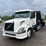 2006-volvo-vnl-image-1