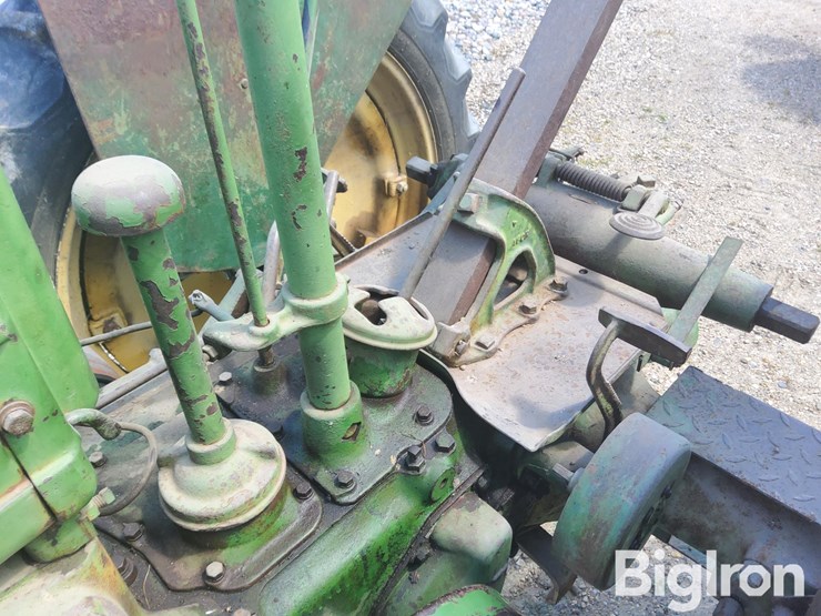 1944-john-deere-b-image-17