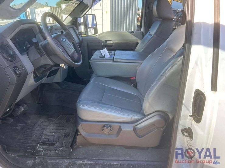2016-ford-f550-image-14