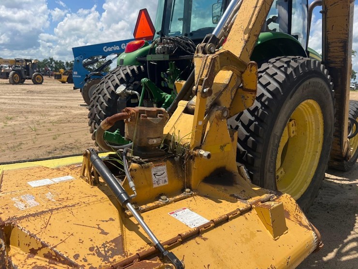 john-deere-6105d-image-17